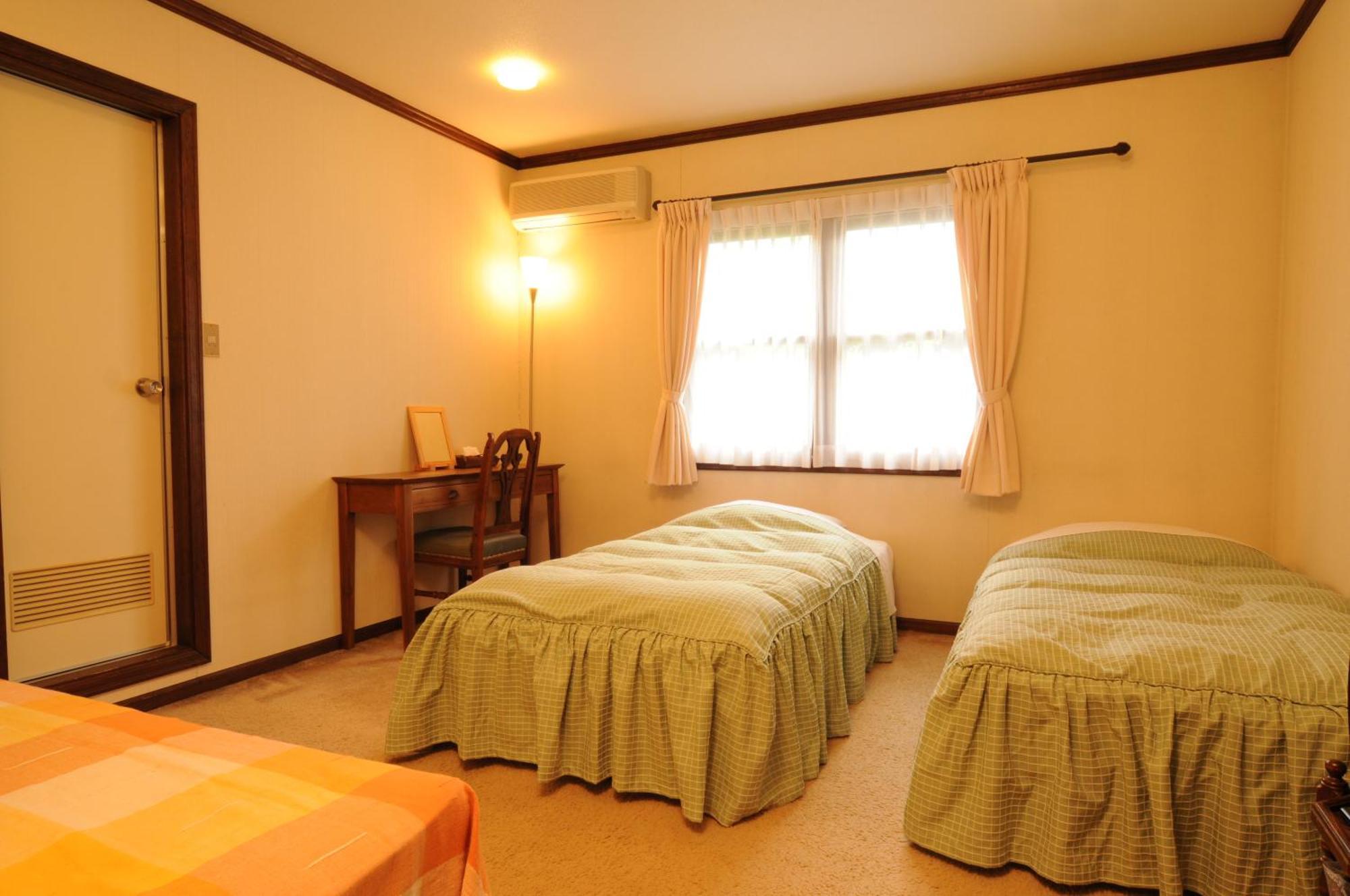 Pension Syo Villa Hakuba Exterior photo