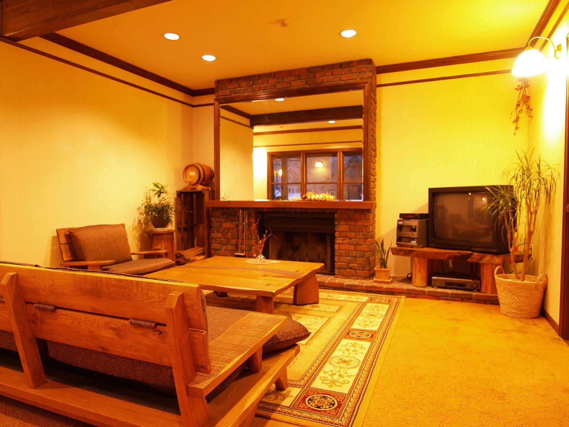 Pension Syo Villa Hakuba Exterior photo